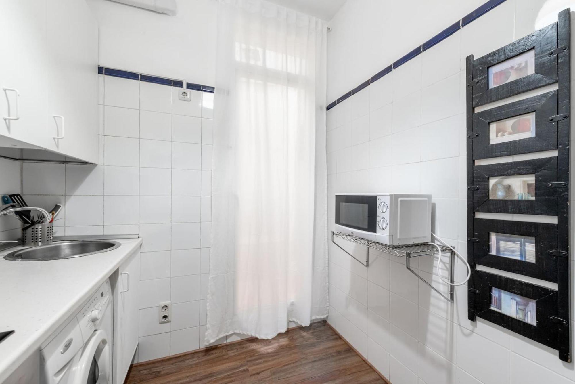 Apartamentos Day Madrid Gran Via Centro Sol Malasana Exterior photo
